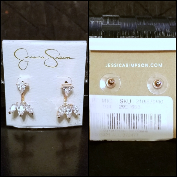 🆕️ Jessica Simpson Gold-Tone Rhinestone Earrings - Picture 4 of 5